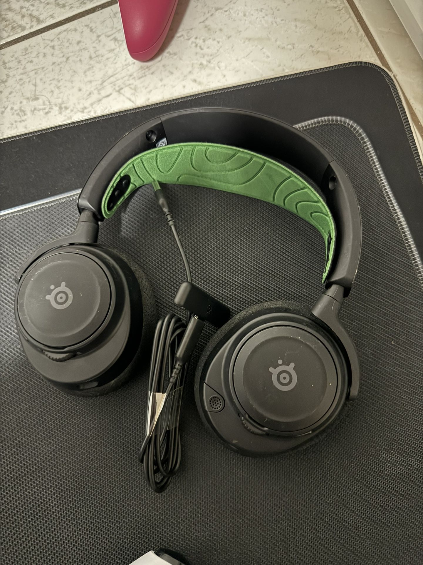 SteelSeries Nova 7 Wireless Gaming Headset