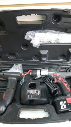 Craftsman Torque drill and flashlight kit