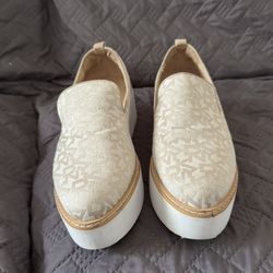 DKNY FLATS 8.5