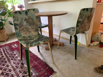 Small table with three chairs