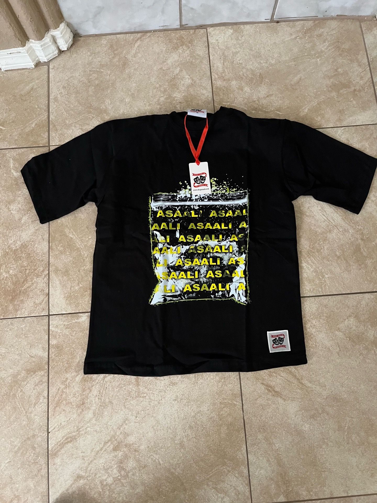 Asaali Coke bag tee