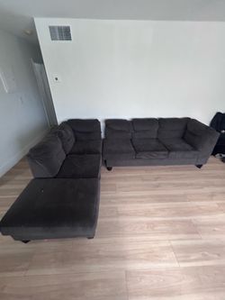 SECTIONAL SOFA - GRAY