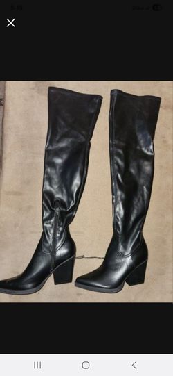 Women's Knee High Boots Size 9