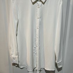 Women’s White button up blouse top never worn size small