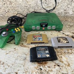 Nintendo 64 N64 Clear Jungle Green Console,  Controller + 3 Games  -Pokémon stadium,  WWF No Mercy & Starwars Shadow Empire