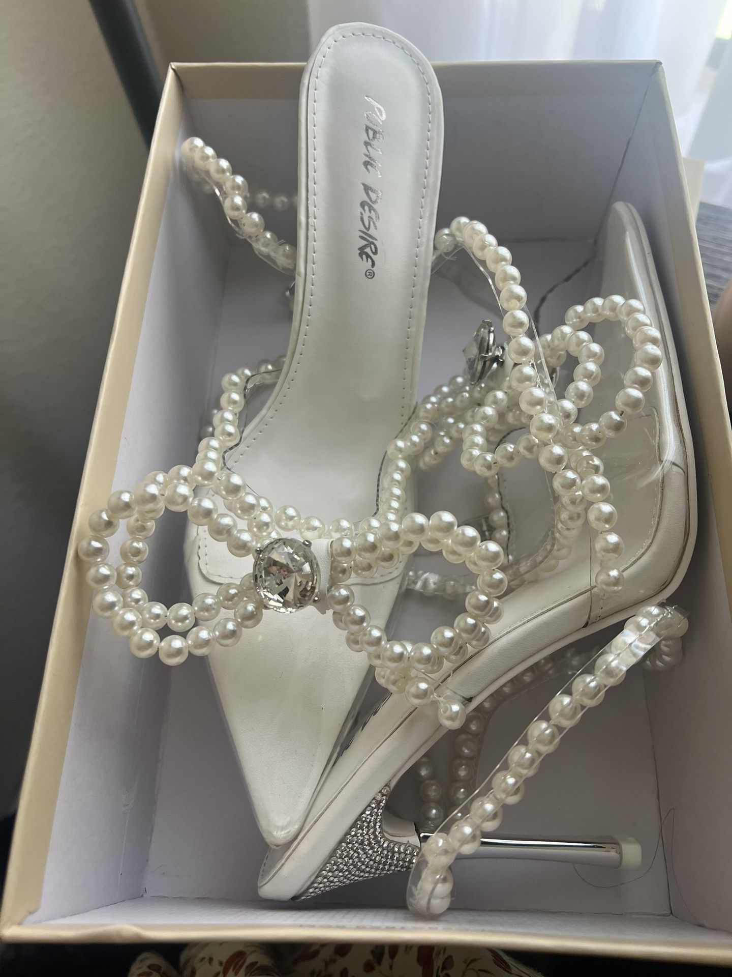 White Pearl Heels - Brand new!