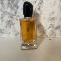 Si Giorgio Armani