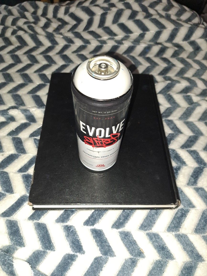 Evolve Elite Spray Paint