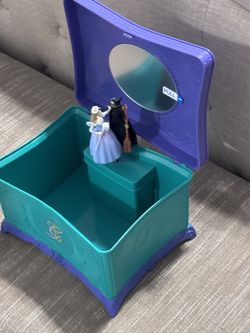 New Wicked Music Box/popcorn Bucket