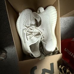 Yeezy Boost 350