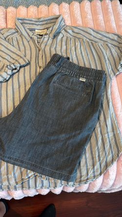 Women’s Size Large Short Set