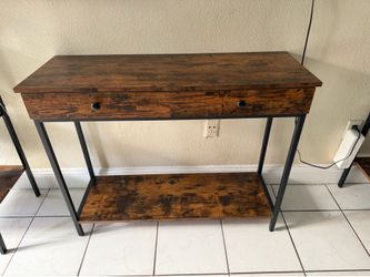 Table and 2 shelf