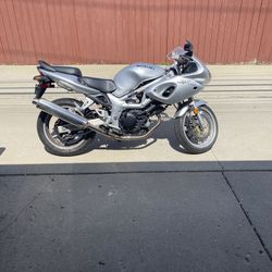 2002 Suzuki SV650