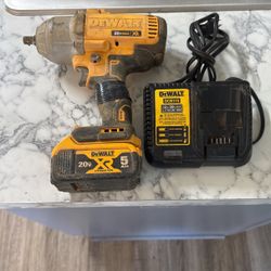 Dewalt 20 v max Impact 