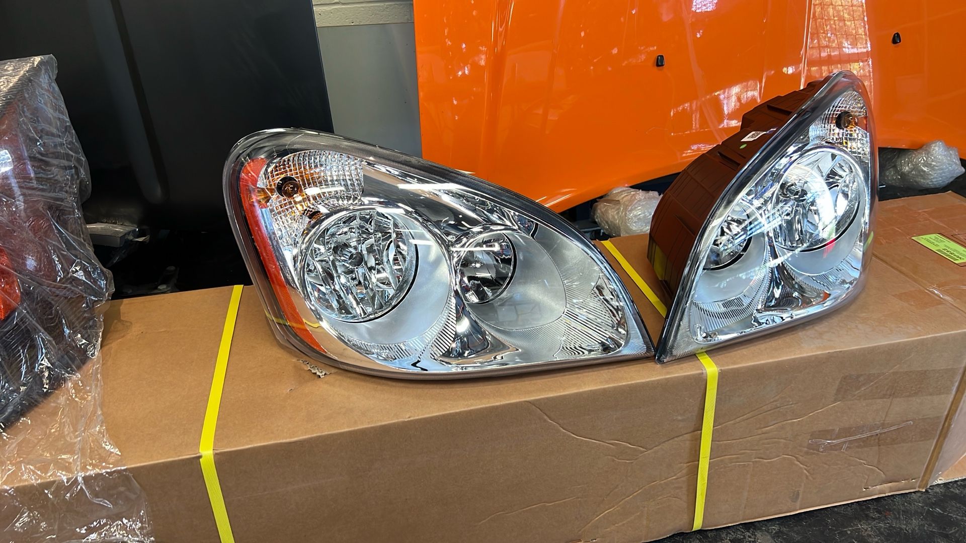 2008 - 2017 Freightliner Cascadia Headlights Pair New