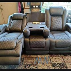 Comfort Gray Power Reclining Sofa With Adjustable Headrest💥 Brand New👍