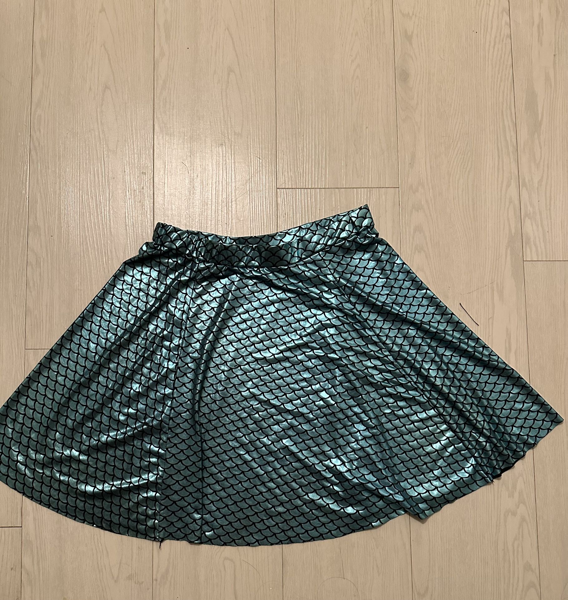Mermaid Print Skirt  Large 