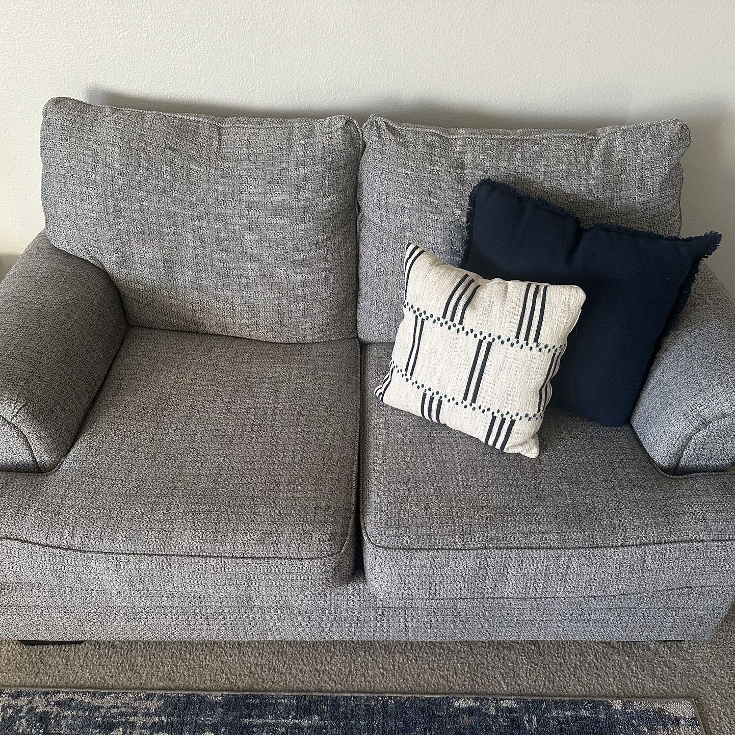 Loveseat (pillows included!)