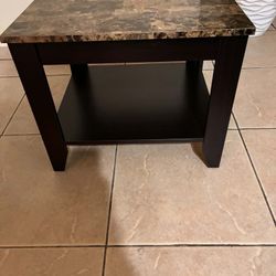 MARBLE QUARTZ TABLE