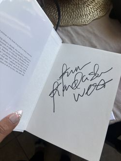 Kim Kardashian Selfie Book Signed