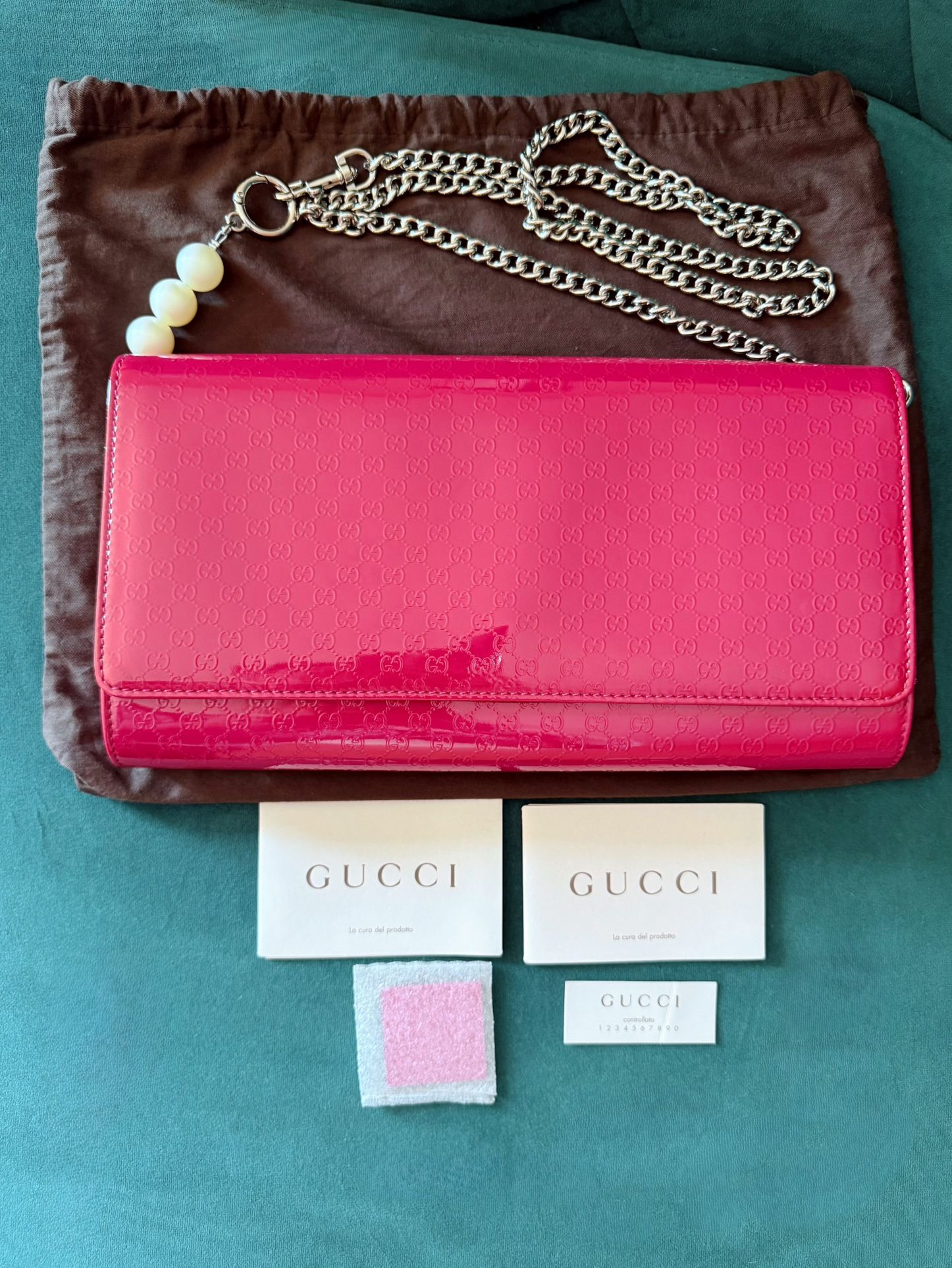 Auth Gucci Broadway Microguccissima Hot pink Patent Leather Clutch