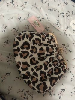 A lil purse