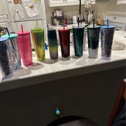 starbucks cups