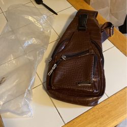New over Shoulder Men’s Purse