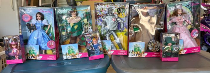Wizard of Oz Barbies.