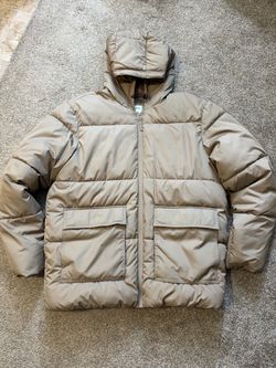 Old Navy Hooded Puffer Jacket