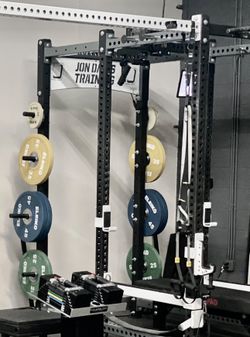 William Strength Full Size 6-Post Power Rack - Excellent Condition - 3 Available - Nautilus, Hammer Strength, Cybex, Rogue, Titan, Flex , Life Fitness