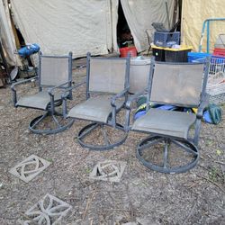 Set of 3 swivel rocker patio chairs