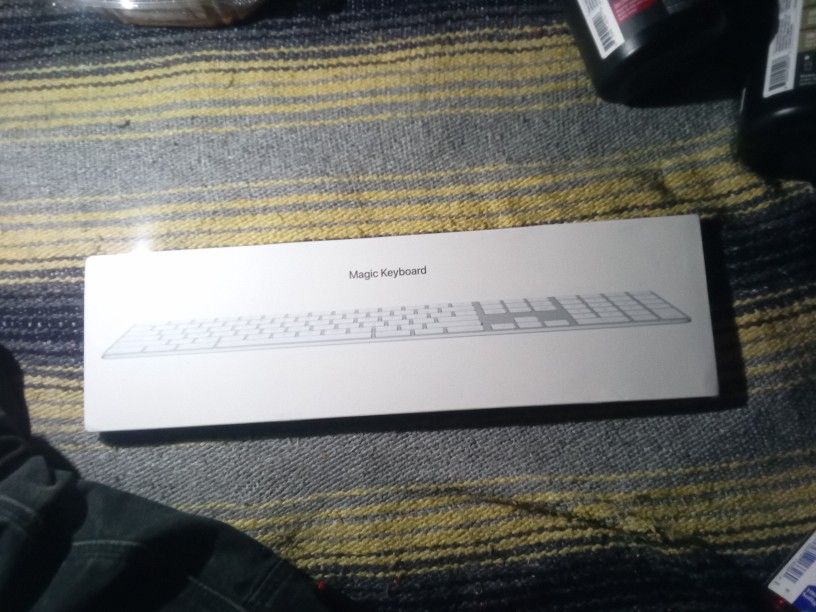 Magic Keyboard With Numuic Pad