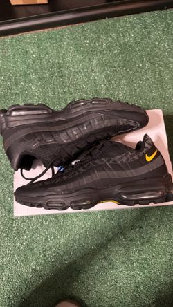 Size 8.5m Nike air max 97 black Amarillo (used clean)