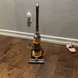Dyson Toy Vaccuum