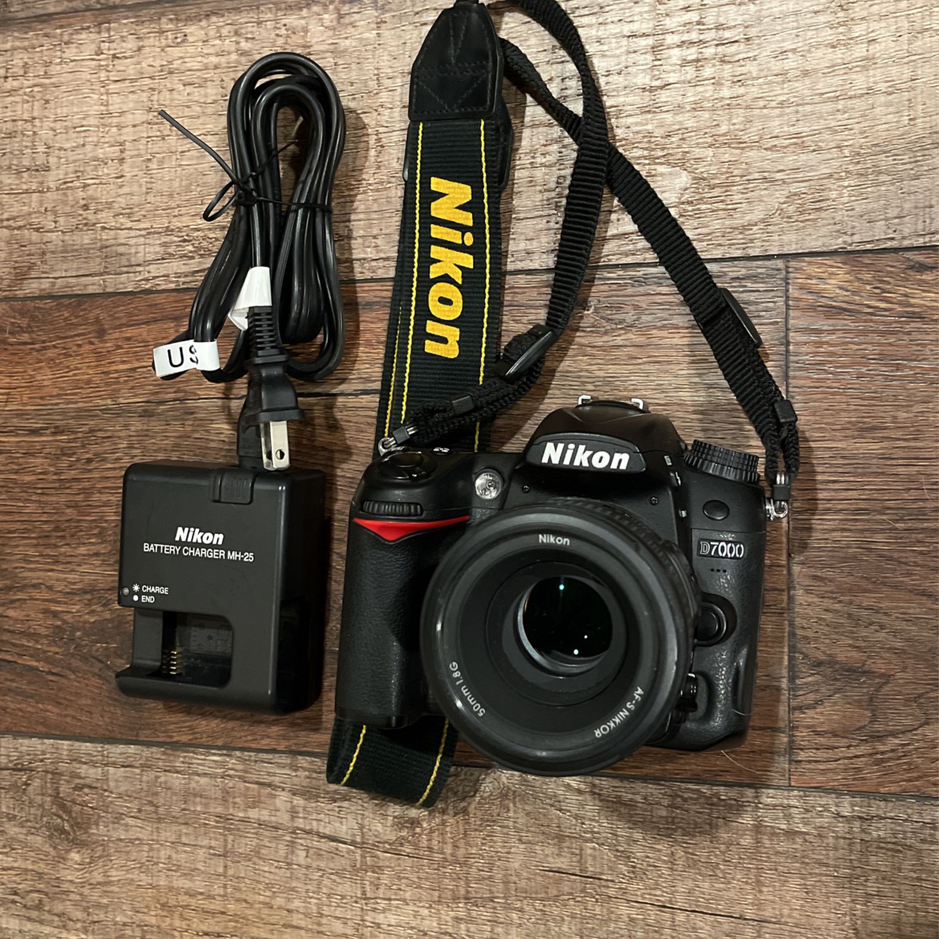 Nikon D7000 With Nikon 50 mm 1.8 Lens 