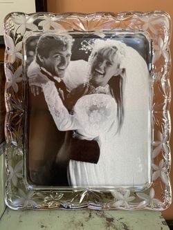 Beautiful Mikasa Garden Terrace Vintage 8x10 Etched Crystal Frame - NEW