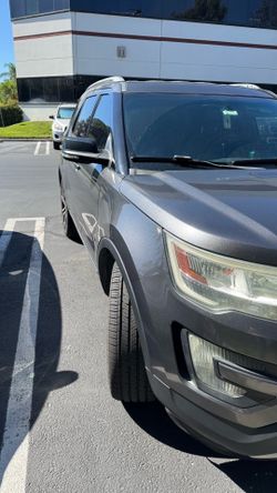 2016 Ford Explorer