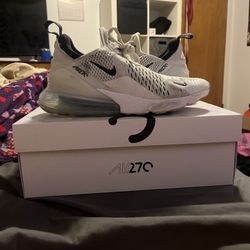 W Air Max 270