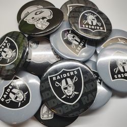 RAIDERS Football  Pins