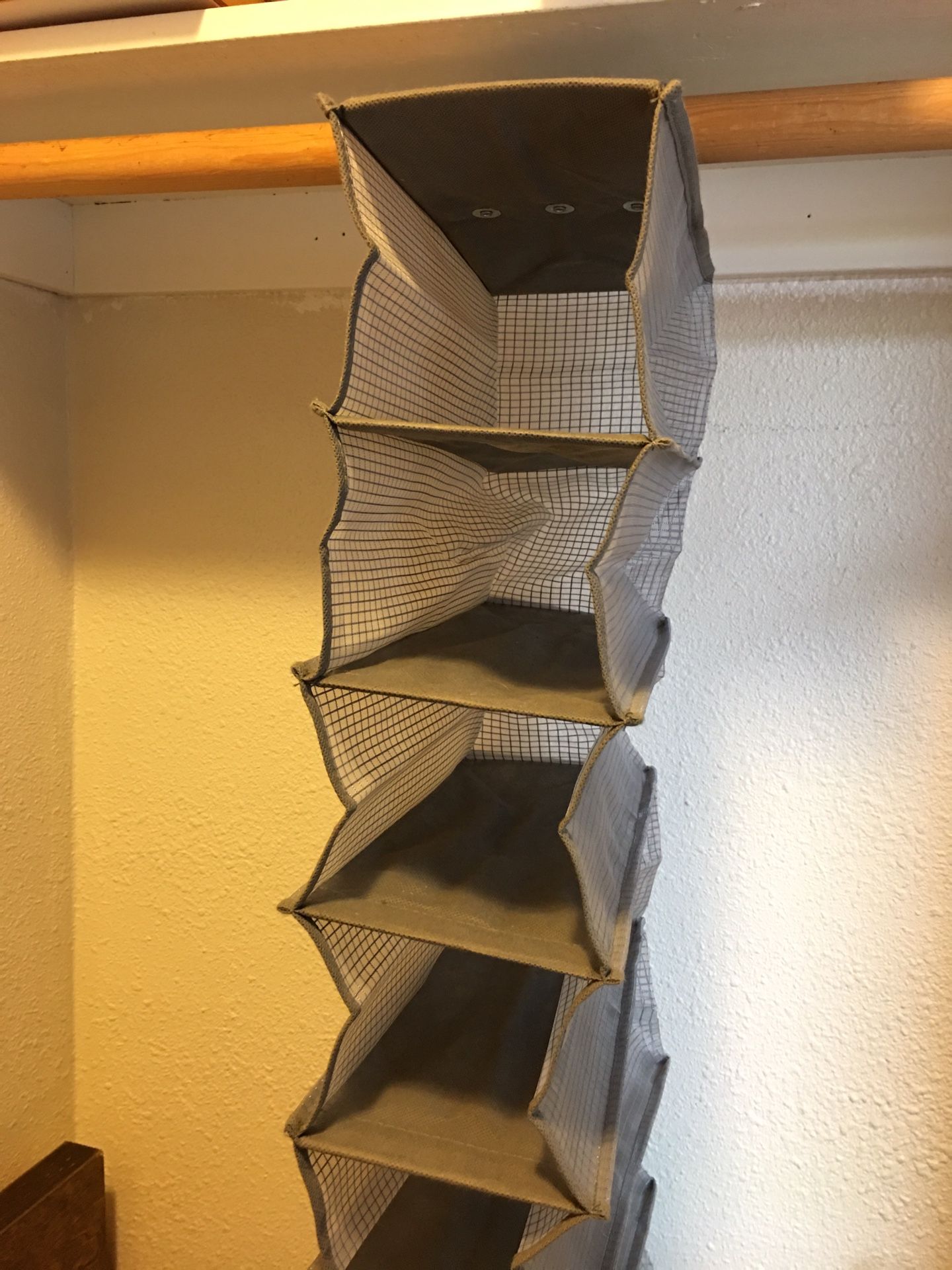 Closet shoe organizer