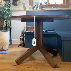Round Dining Room Table