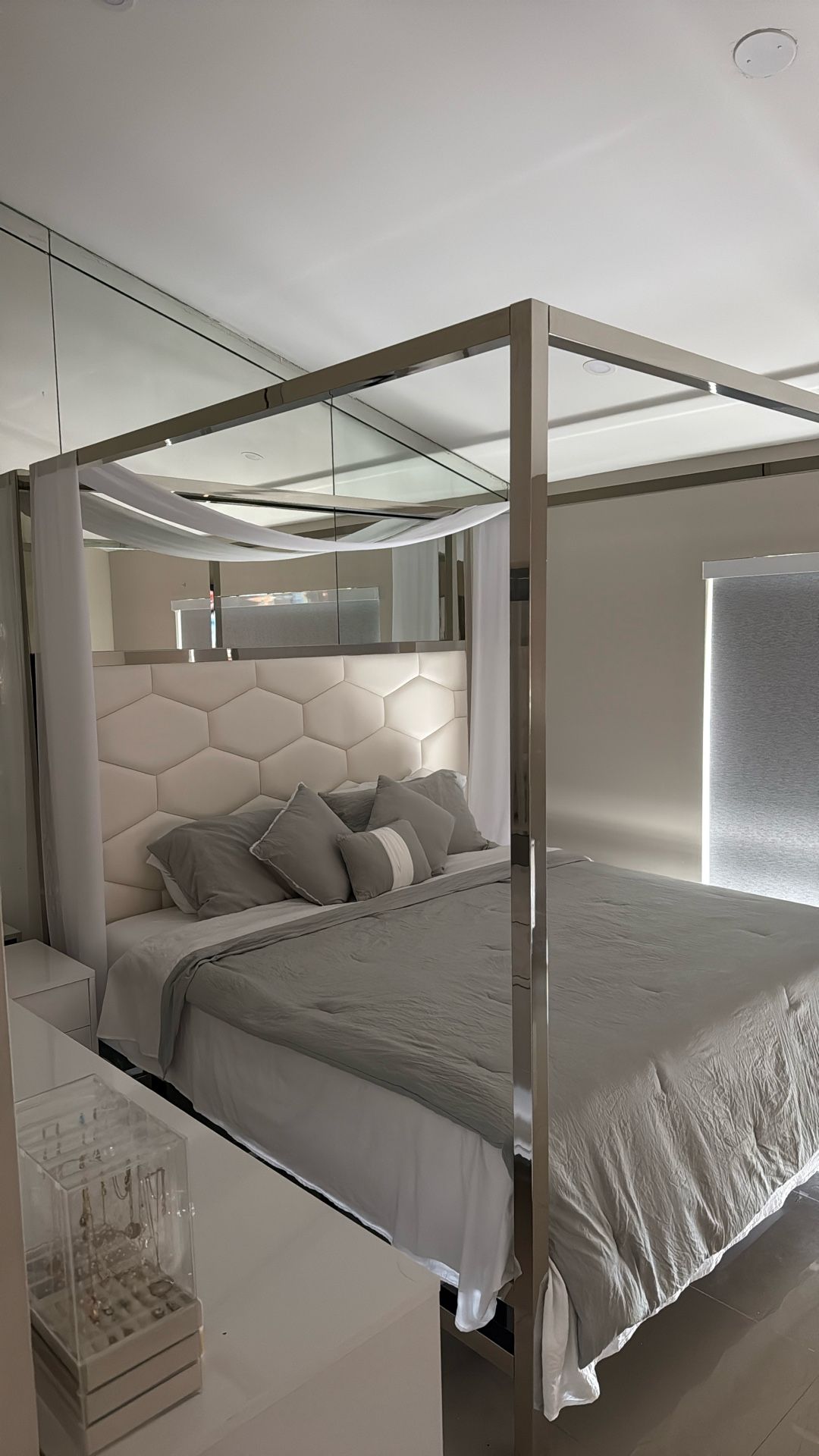 City Furniture Cortina King Bedroom Set