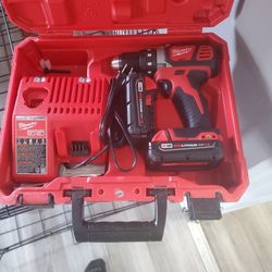 Miluaki Drill 2 Batters Charger And Case 