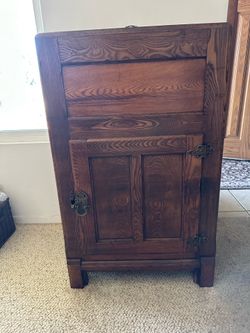 Antique Oak Ice Boc