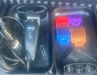 WAHL Adjustable Pet Clippers - w/Attachments, Carrying Case,