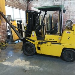 Forklift For Sale 2 For The Price Of 1 (6,000)