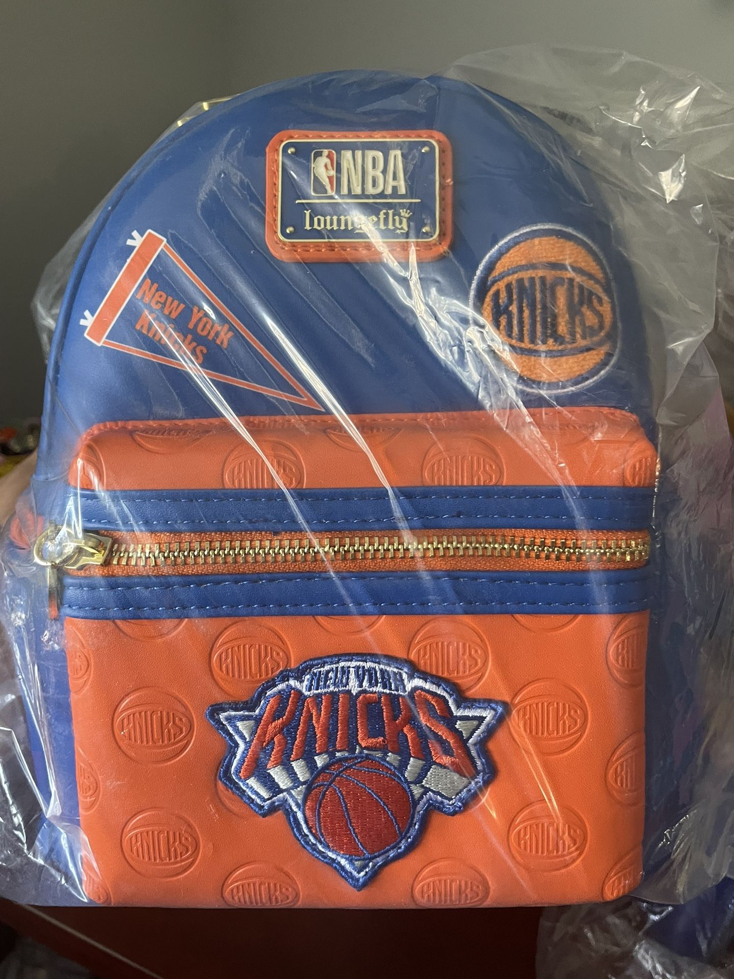 Loungefly New York Knicks Basketball Patches Mini Blue And 