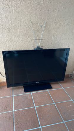 42” LG 1080P HDTV ( Not Smart) $59 OBO