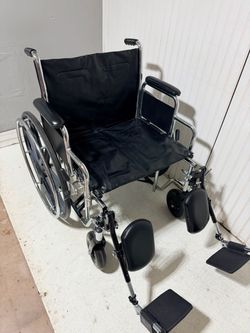 Whell chair// silla de ruedas para adulto
